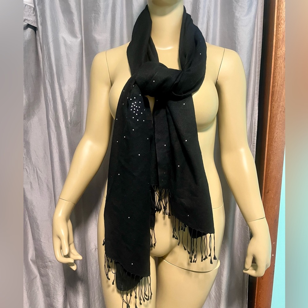 Unbranded black wool scarf with crystals